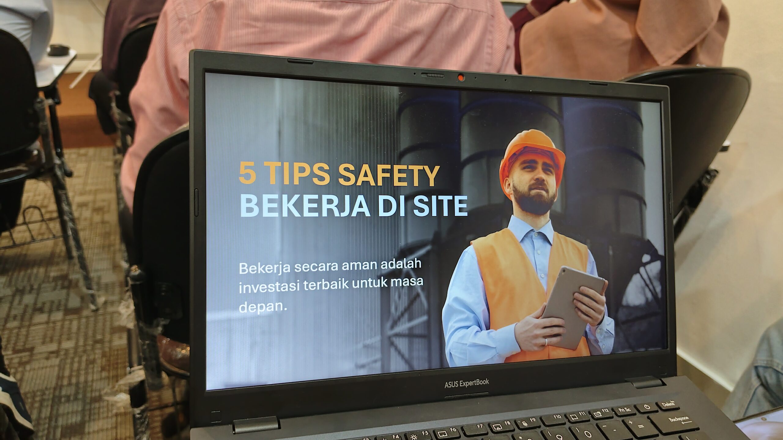 filter: 0; fileterIntensity: 0.0; filterMask: 0; brp_mask:0;
brp_del_th:null;
brp_del_sen:null;
delta:null;
module: photo;hw-remosaic: false;touch: (0.50120354, 0.53916675);sceneMode: 3145728;cct_value: 0;AI_Scene: (-1, -1);aec_lux: 0.0;aec_lux_index: 0;albedo:  ;confidence:  ;motionLevel: -1;weatherinfo: null;temperature: 44;