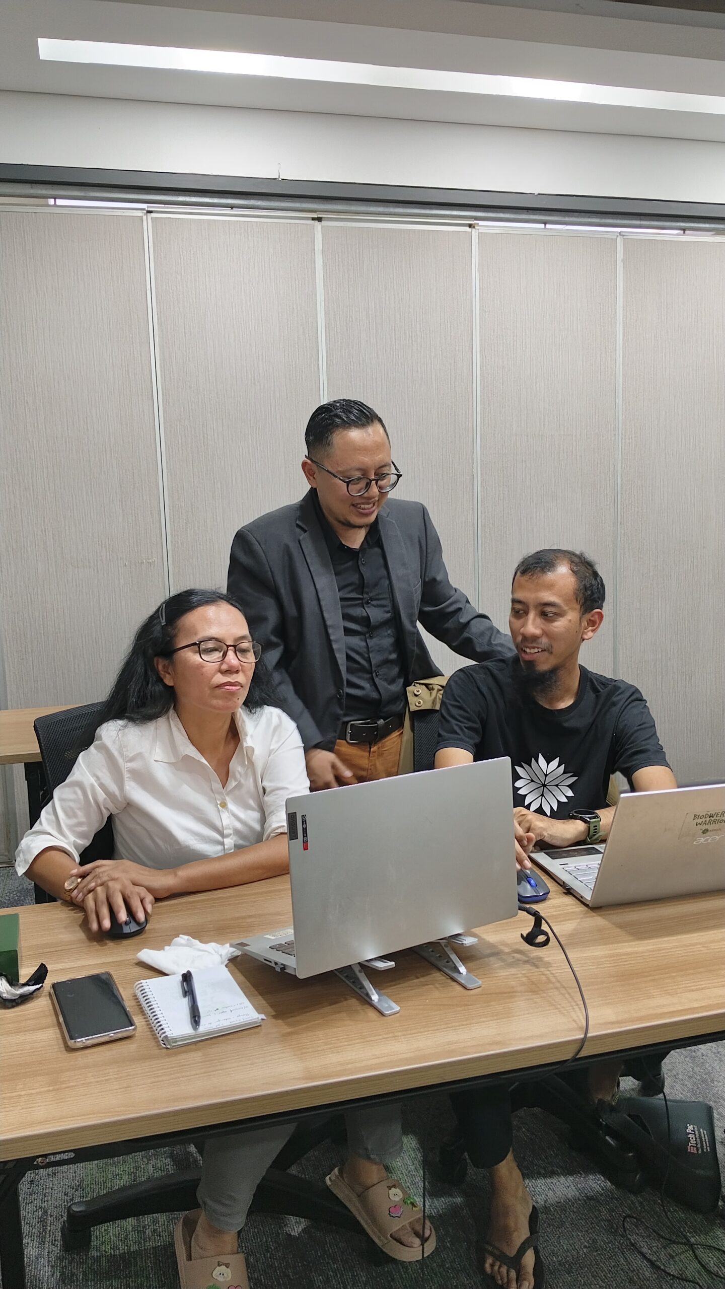 filter: 0; fileterIntensity: 0.0; filterMask: 0; brp_mask:0;
brp_del_th:null;
brp_del_sen:null;
delta:null;
module: photo;hw-remosaic: false;touch: (-1.0, -1.0);sceneMode: 3145728;cct_value: 0;AI_Scene: (-1, -1);aec_lux: 0.0;aec_lux_index: 0;albedo:  ;confidence:  ;motionLevel: -1;weatherinfo: null;temperature: 39;